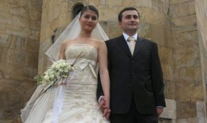 ვინ არის ვანო ჯავახიშვილის ცოლი? - ნახეთ, ფოტოები
