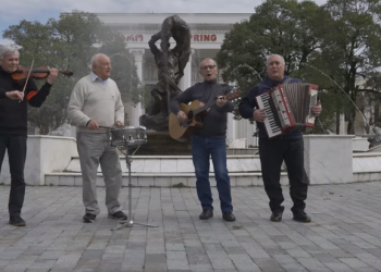 VIDEO: წყალტუბოელი ბაბუების სიმღერა ჰიტი ხდება – ვიდეო მილიონობით ნახვას აგროვებს