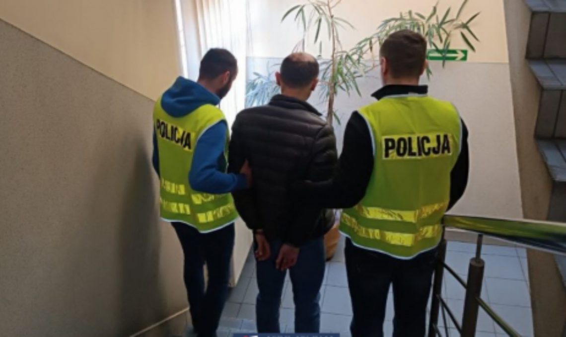 პოლონეთში 2 ახალგაზრდა ქართველი ავტომობილების ქურდობისთვის დააკავეს