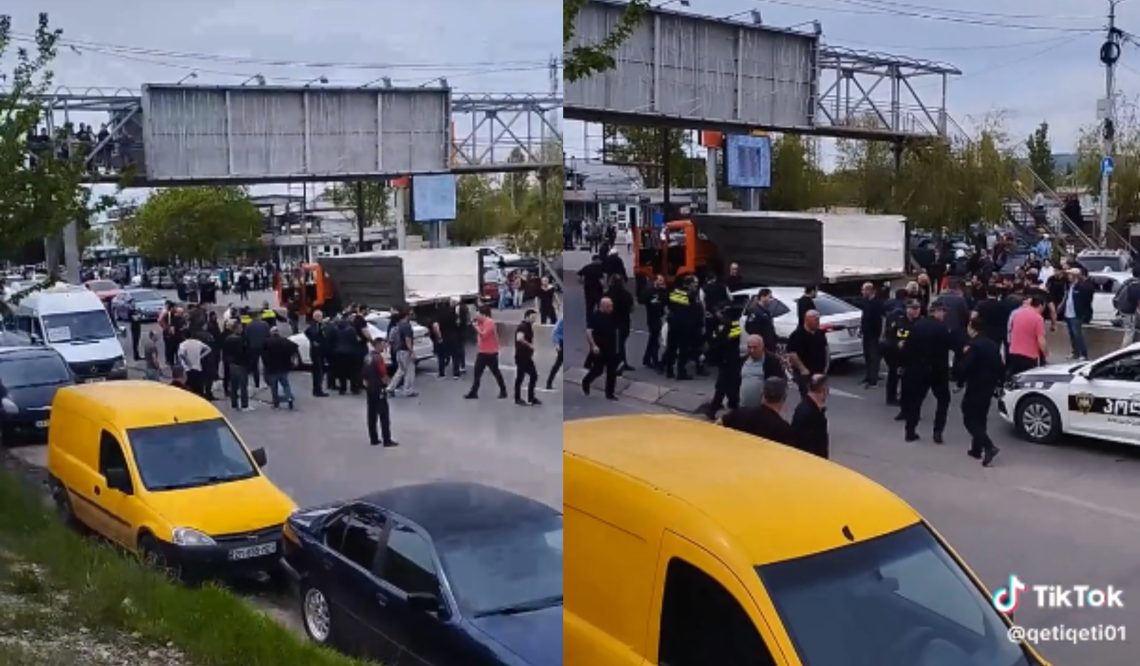 🎥სროლა ამ წუთებში ლილომოლის წინ, დაკავებულია “კამაზის” მძღოლი- რა ხდება ამ წუთებში ადგილზე?