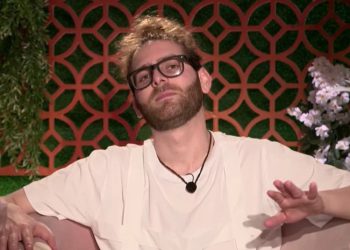 “14 წლის ვიყავი, როდესაც ბებოსთან ერთად თურქეთში თხილის საკრეფად გადავედი..” – თამაზა ბავშვობას იხსენებს