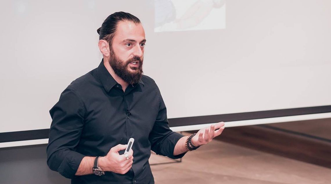 რას წერს ექიმი არჩილ მარშანია პრეპარატზე, რომლის შემოტანასაც აქონდროპლაზიის მქონე ბავშვების დედები ითხოვენ?