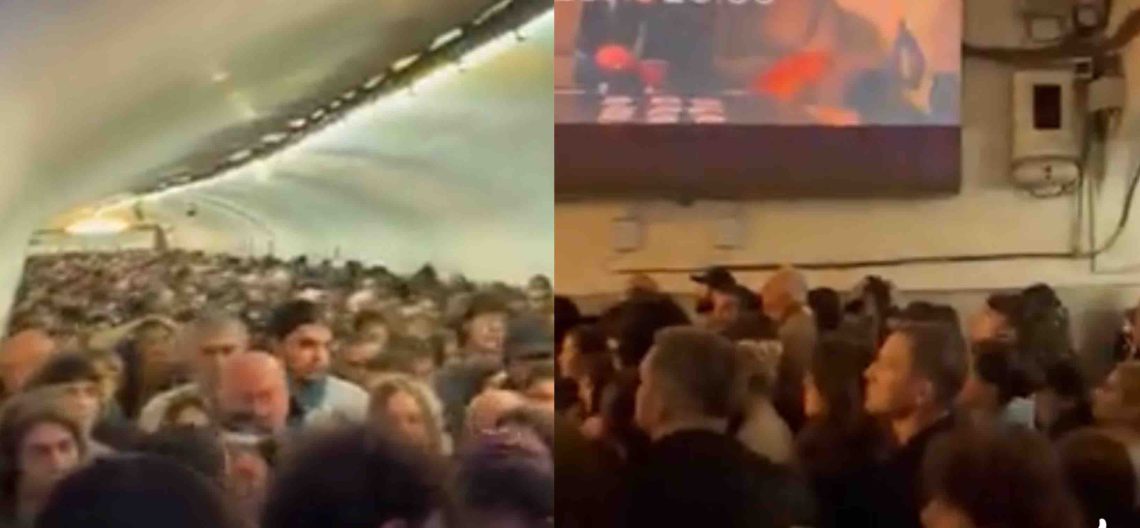 🎥VIDEO: პარალიზებული მეტროსადგურები და გაჭედილი მგზავრები – ნახეთ, რა ხდება ამ წუთებში სადგურის მეტროში