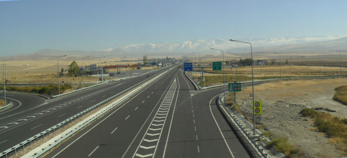 რა მდგომარეობა იქნება სააღდგომოდ გზებზე – ბოლო ინფორმაცია