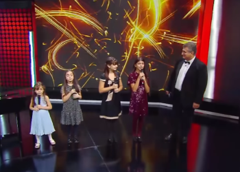 ვიდეო: „ნინი, ლიზა, მარიამი, ანასტასია – საუკეთესო მამა და შვილები” – გია ბაღაშვილის შესრულება შვილებთან ერთად