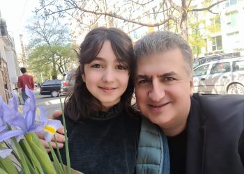 „დღეს ჩემს უსაყვარლეს მარიამს მნიშვნელოვანი დღე ჰქონდა. პირველი ღია კონცერტი „ნიჭიერთა ათწლედში“ – გია ბაღაშვილი შვილის წარმატებაზე