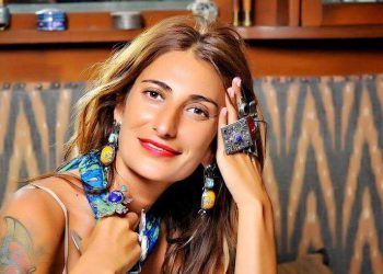 “უცებ დაბნელდა, გავითიშე. გონს რომ მოვედი, ვიწექი და თავს მსახიობები დამტრიალებდნენ, გორის სამხედრო ჰოსპიტალში აღმოვჩნდი” – რა შეემთხვა მაკა შალიკაშვილს, რომელმაც მსახიობი შეცვალა