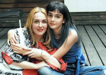 “ექიმი რომ მამოწმებდა, ეკრანს უყურებდა და სახე შეეცვალა… მითხრა, ბავშვი რომ გაჩნდება, მის ტირილს ვერ გაიგონებო” – ეკა ტოგონიძის ემოციური ამბავი