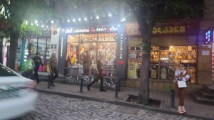 "საქართველო ფსბ-ს "პრახადნოი" სადარბაზოდ გადაიქცა“ - რა ფოტოებს აქვეყნებს დავით ქაცარავა?