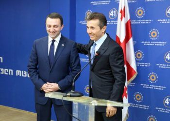 “რაც მაგას ბიძინამ ძუძუ აწოვა ბიძინა როგორ არაა მაგისთვის დედა?” – რას წერს ირაკლი ოქრუაშვილი?