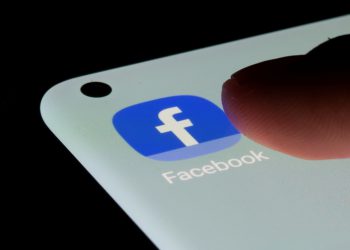 Facebook ხარვეზებით მუშაობს
