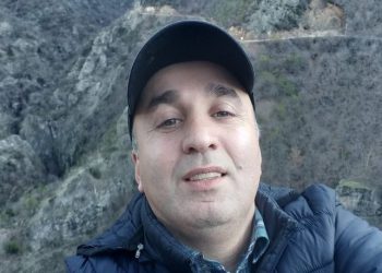 “სამი თვე ითმინა მასწავლებლისგან ჩაგვრა. ბოლოს ოჯახის წევრებს სთხოვა დახმარება…“ – რას წერს ზურა ბაუჟაძე?