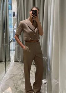 📷 PHOTO: ანუკი არეშიძის ახალი სამოსი, რომელიც მალე ყველასთვის ხელმისაწვდომი იქნება - ნახეთ ულამაზესი კოლექცია