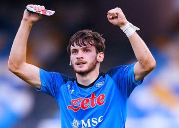 „მოედანზე შევიდა და თამაში შეიცვალა“ – რას წერს იტალიური მედია კვარაცხელიაზე