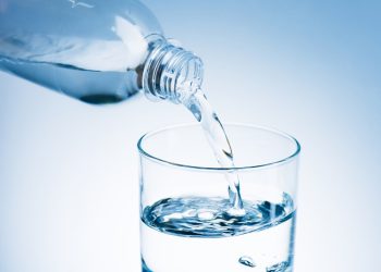 რა მინერალებს ვიღებთ სასმელი წყლიდან?