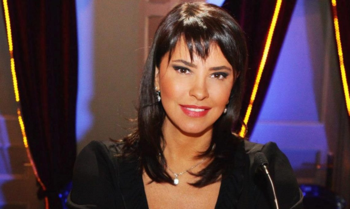 VIDEO: საცურაო კოსტუმზე შემოცმული აზიური ხალათი – ია ფარულავასთვის ასაკი მხოლოდ ციფრები კი არა, უმნიშვნელო ინფორმაციაა