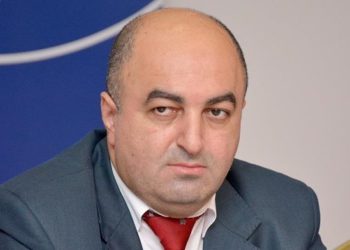“პუტინის რუსეთში სხვა კი არაფერი ხდება, მასშტაბებია უბრალოდ სხვა!” – უჩა ნანუაშვილი