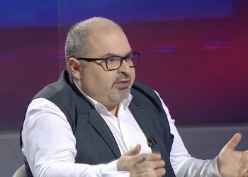 “ახალგაზრდები გაიქცევიან და დარჩენილები ჭაობად ჩამყაყდებიან” – აბსანძე