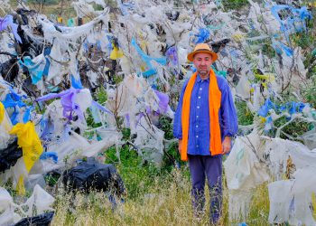 “პირველად ვდგავარ კამერის წინ სირცხვილის განცდით“ – რა ფოტოებს აქვეყნებს ზურა შევარდნაძე?