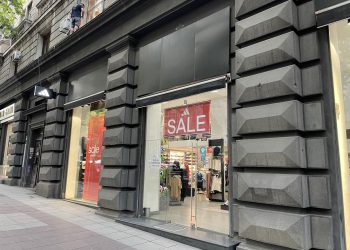 “ამ ფილიალში თუ მიბრძანდებით, ფასსაც რუსულად გეტყვიან და თქვენს გამოთქმულ პროტესტსაც აბუჩად აიგდებენ” – რა ხდება თბილისის ერთ-ერთ მაღაზიაში?