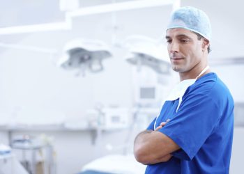 Hail a Ride Hands-Free: Apple Opens Siri to Outside Developers