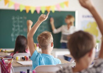 უფულობის გამო ბავშვების 45,3%-ს არ აქვს მისთვის სასურველი სულ მცირე ერთი სასწავლო ნივთი – კვლევის შედეგები