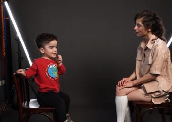 VIDEO: “პირველად როდის გაიგე აქონდროპლაზიაზე?” – უსაყვარლესი პეტრეს ინტერვიუ დედასთან