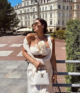 შორენა ბეგაშვილი ისევ ევროპაშია - ნახეთ, ამჯერად რომელ ქვეყანაში მოგზაურობს მსახიობი