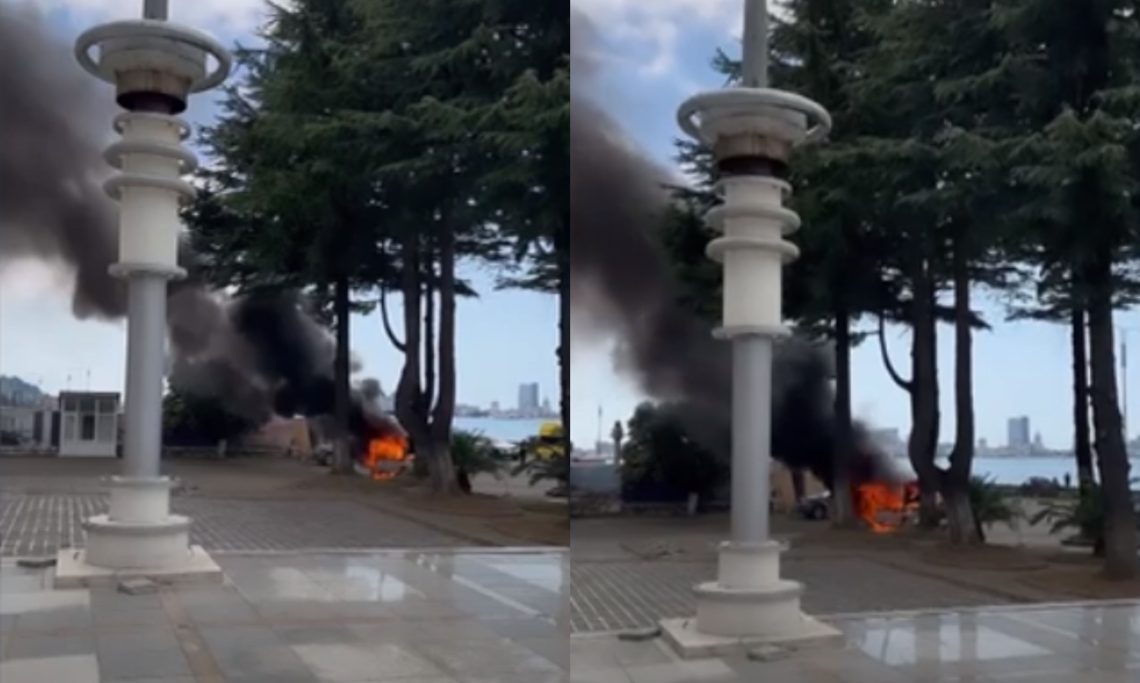 VIDEO: “აფეთქების ხმა ისმოდა“ – ბათუმში ავტომობილი დაიწვა