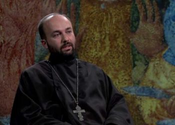 „ნახეთ რა დღეშია უშგულის კოშკები“ – რა წერს დეკანოზი ილია ჭიღლაძე