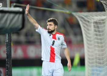 “ღმერთს ებარებოდე პატარა ვაჟკაცო…” – ვისზე წერს ზურიკო დავითაშივლი