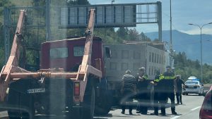 ავარია გორთან - ევაკუატორი სატვირთოს შეეჯახა