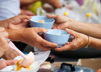 თბილისში 42 000 ადამიანი უფასო სასადილოში იკვებება