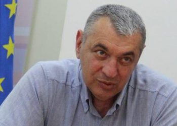 “რა ბედი აქვს ისე ამ ხელისუფლებას, იფიქრეს, ქილერებს ჩამივიყვანთ, ჯენზი თაობის მომხრობის ამბავში გამოგვადგებაო და…” – რას წერს დავით ზურაბიშვილი