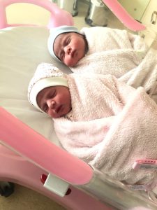 "ტყუპები უკვე 4 წლის“ - როგორ ულოცავს ნოდარ მელაძე შვილებს დაბადების დღეს?