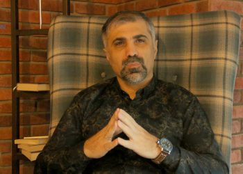 “ერთხელაც იქნება მაგ ტელეფონებს სადმე გადაგიყრით” – რას წერს რამაზ გიგაური