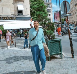 "უხდები პარიზს ანრი" - ნახეთ, ანრი ჯოხაძე პარიზის ქუჩებში გადაღებული ფოტოები