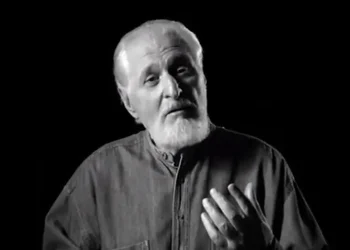 “გოგისთვის შვილის დაღუპვა უდიდესი ტრაგედია იყო, რომელიც ვერ მოინელა… ამ ტკივილით იცხოვრა” – როგორ იხსენებენ მეგობრები და კოლეგები ცნობილ რეჟისორსა და მსახიობს?