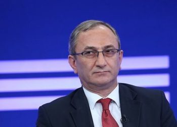 „ნუ აფრენთ! თბილისში კი არა, ლონდონში წვიმს!“ – ბონდო მძინარაშვილი