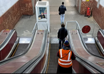 რით არის საშიში მეტროს ესკალატორი ბავშვებისთვის