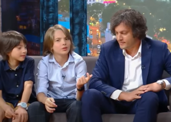 რატომ ურჩია კობახიძეს შვილმა პოლიტიკიდან წასვლა