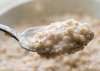 რატომ და როდის არის შვრიის ფაფა კარგი კუჭისთვის