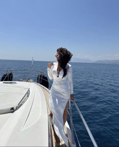 "ნამდვილი ქალღმერთია..." - შორენა ბეგაშვილის ზღაპრული მოგზაურობა გრძელდება