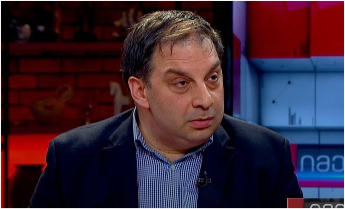 „ანდერძი დატოვა-დამმარხეთ ქუთაისში, ბაგრატის ტაძრის ეზოშიო… იქნებ დააყენოთ ამ კაცის ნეშტის გადმოსვენების საკითხი!“ – რა ინფორმაციას ავრცელებს ლევან თაქთაქიშვილი