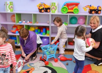 რომელი ასაკია ბავშვის ბაღში შესაყვანად საუკეთესო და რამდენად აუცილებელია ბაღი?