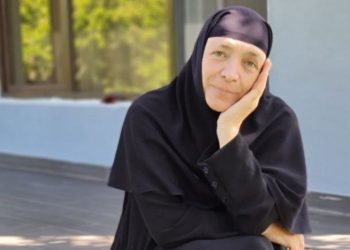 „თუ ვთვლით, რომ მონაზონი იმდენად უნდა განერიდოს ერს, რომ ქვეყნის ბედი აღარ აინტერესებდეს, გამოდის მონაზვნობა – ეროვნული იდენტობის დაკარგვაცაა?“ – რას წერს დედა სიდონია