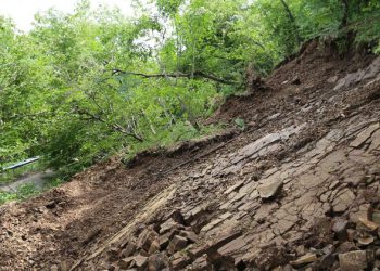 საავტომობილო გზების დეპარტამენტი მძღოლებს აფრთხილებს