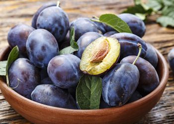 როგორ გაყინოთ ქლიავი ზამთრისთვის – 4 მეთოდი