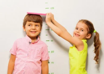 რა უშლის ხელს სიმაღლეში ზრდას და რა უნდა იცოდეს მშობელმა?