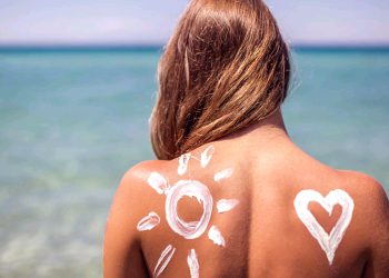 რატომ უნდა გამოიყენოთ SPF – კრემები მთელი წლის განმავლობაში